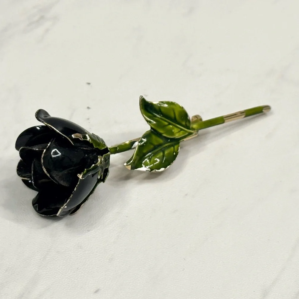 Gold Tone Black Rose Brooch - Picture 2 of 12